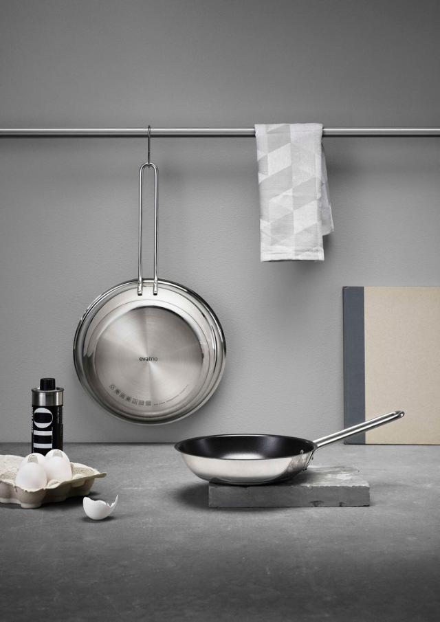 Stainless Steel Frying pan 24 cm Heat Control